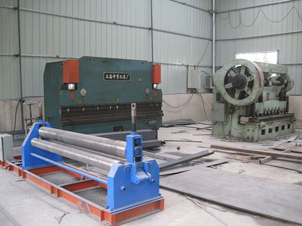 廠區(qū)-大型生產(chǎn)設備